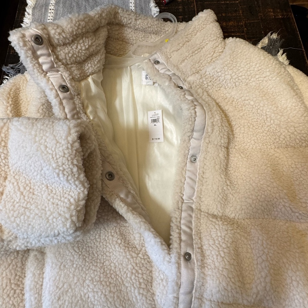 Warm Cream Puffer Jacket - Picture 2 of 3